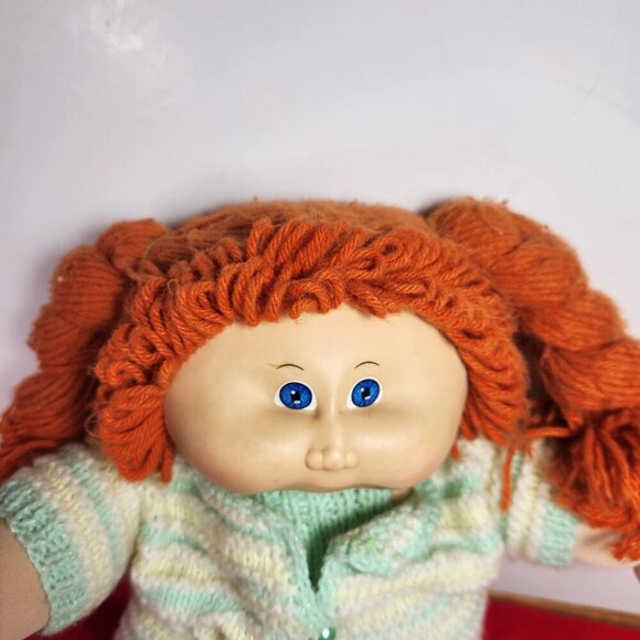 Vintage Cabbage Patch Girl Doll Red Yarn Hair Blue Eyes 1978 1983 OAA OK Factory - Picture 2 of 16